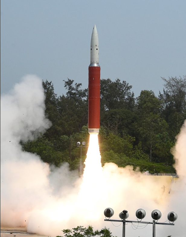 GlobalDecorp7k's tweet photo. @aadilbrar The  AntiSat missile that hit the satellite https://t.co/BtvRL1Hrki