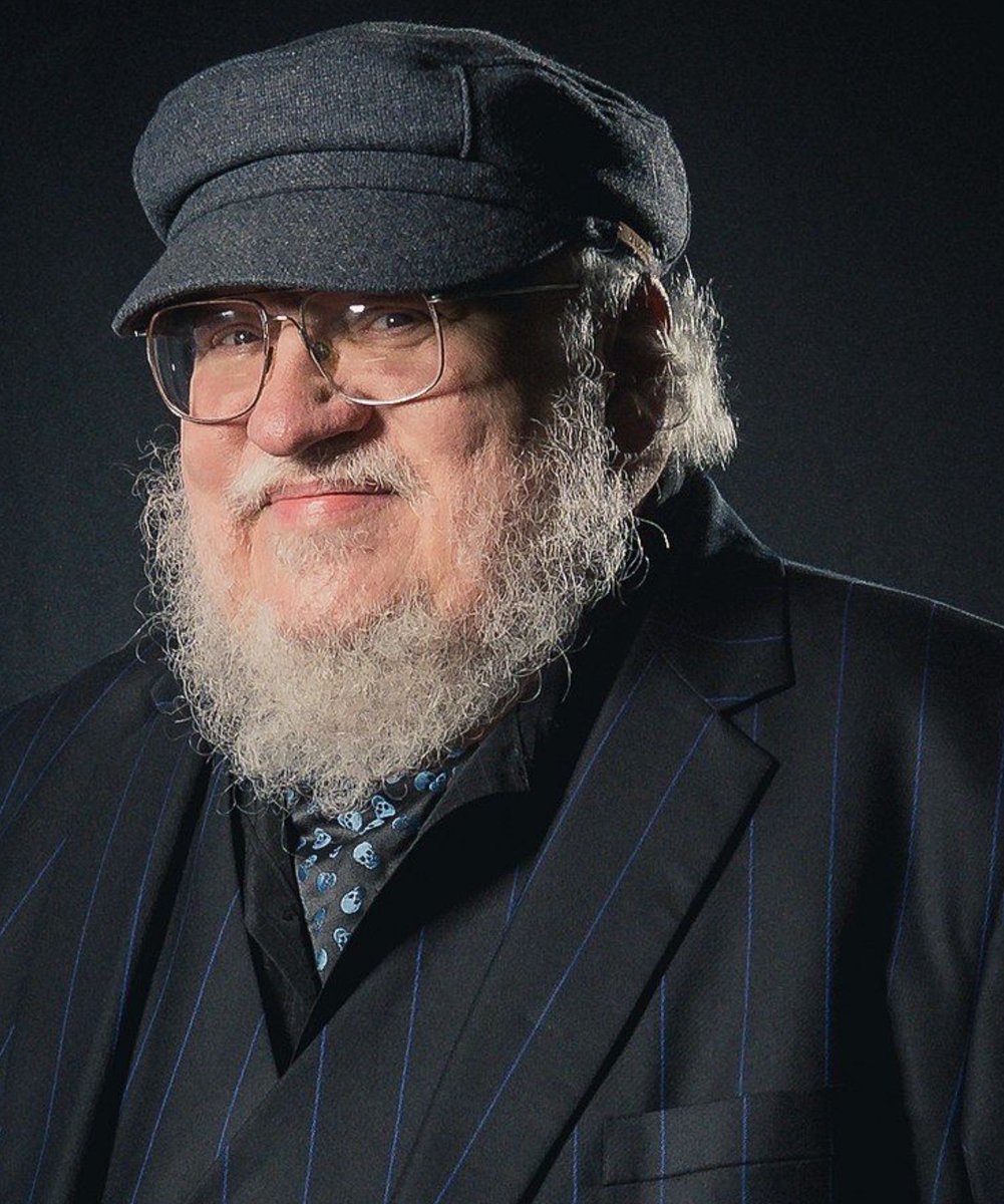 BuzzCrave_'s tweet photo. Emilia Clarke hopes Daenerys Targaryen gets a different ending in the ‘GAME OF THRONES’ books:

“George [R.R. Martin], please hurry up. I need to know how her story really ends.” https://t.co/BT6fwUY42A
