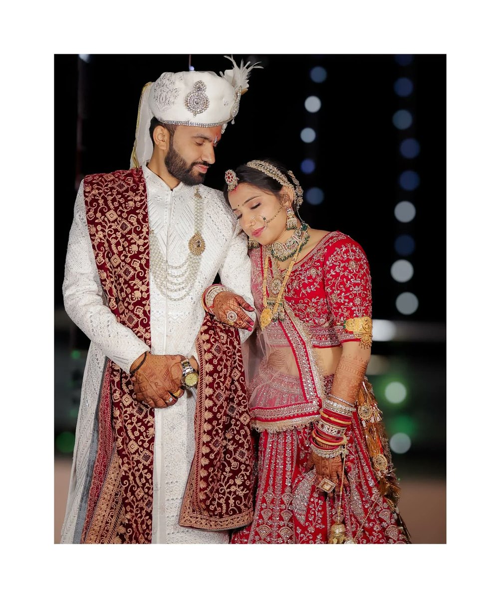 Yayisuperstar's tweet photo. Marriage is a partnership. Couples who support each other’s dreams are the ones who succeed. Bride: Anjana. Shoot by @imgautammm. Makeup by @akshara_makeup_acedmy. https://t.co/0aEfadHKjP