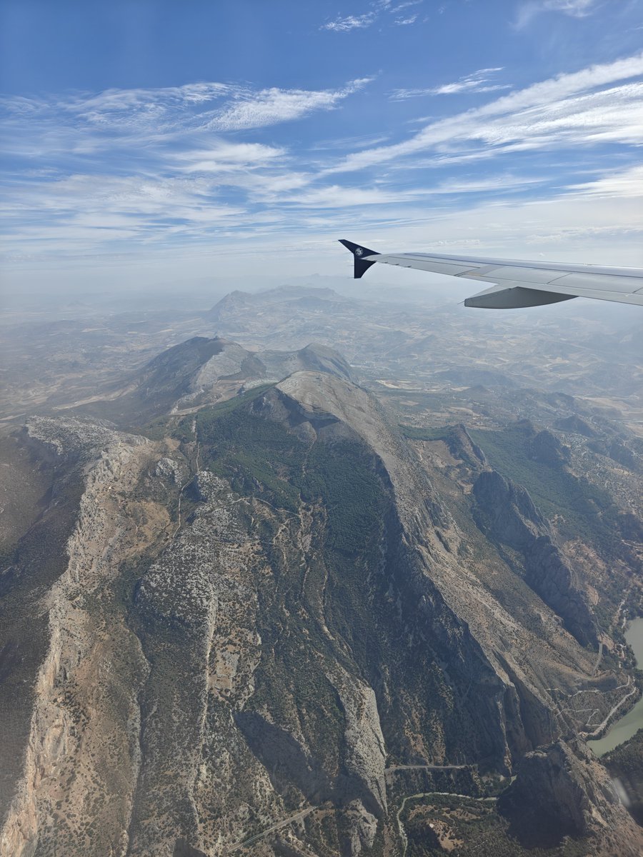ootb_46's tweet photo. 2026.10.1
AF1746 CDG-AGP
Airbus A320-214 F-GKXG https://t.co/AWrFihPCV3