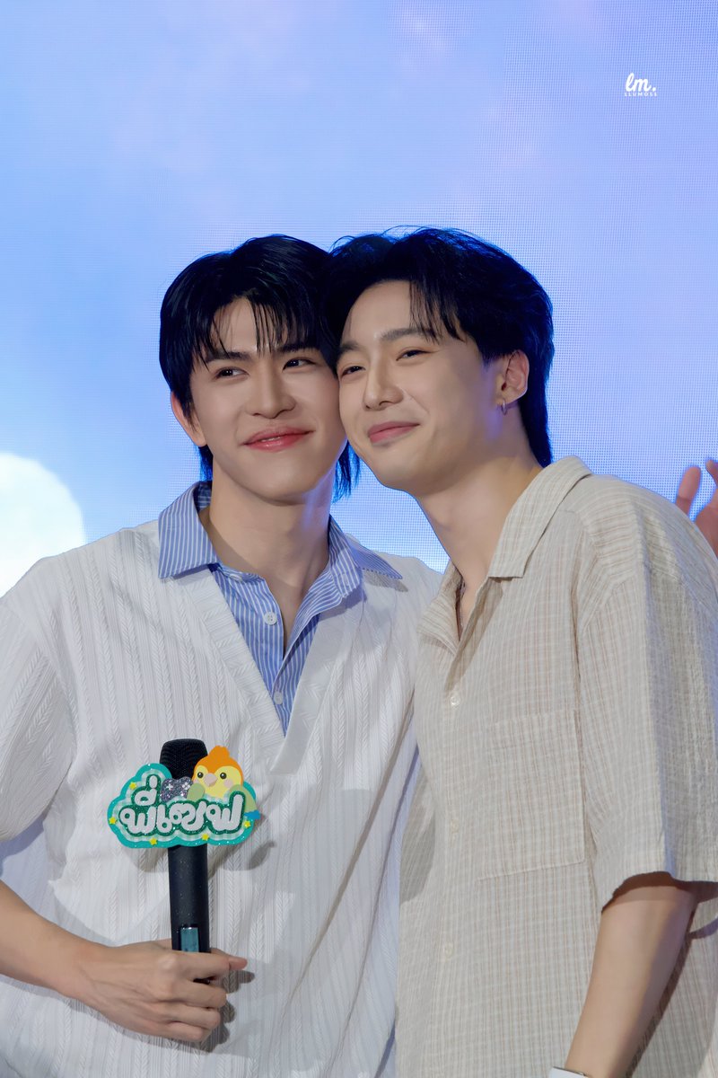 llumoss_'s tweet photo. มาดูป๊าม๊าผมจุ่มแก้มกันเร็ว !!! 

SAVEFRANC IN FANIVAL 2026

#GMMTVFANIVAL2026HappyFamilyxSF 
#SaveFranc #เซฟฟรัง https://t.co/SBLY2CYEbE