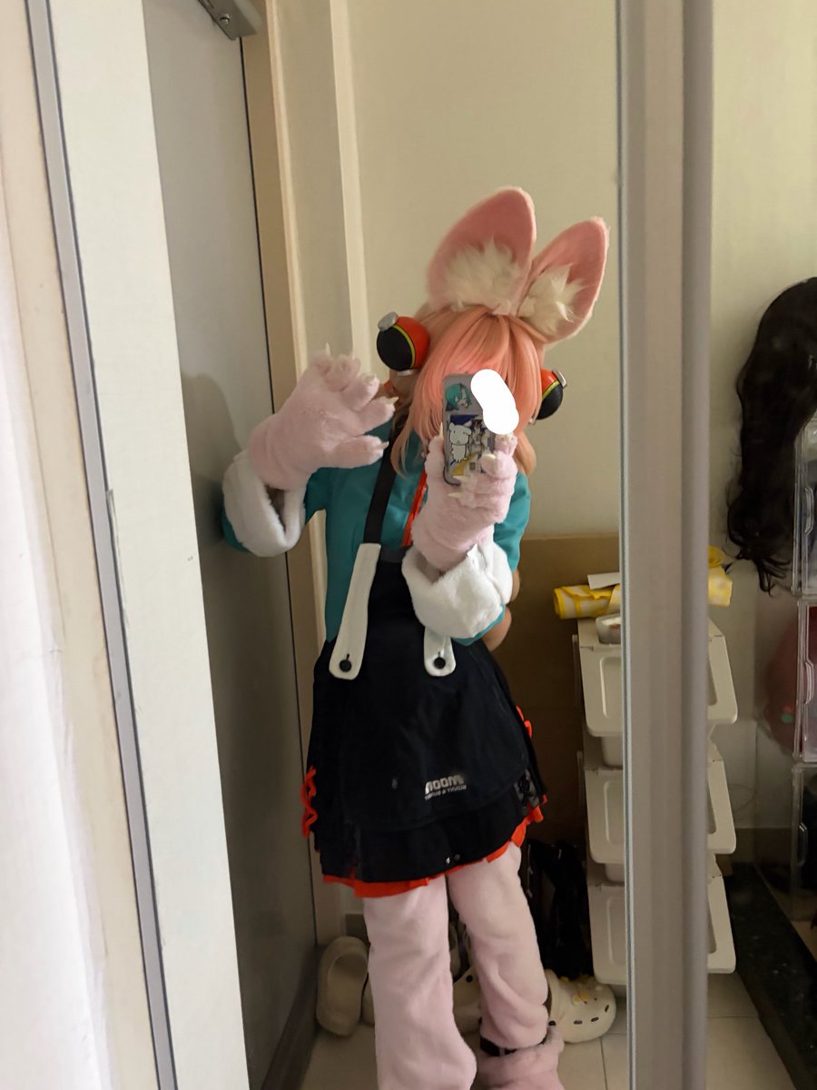 MOMO___0w0's tweet photo. 제가 드디어 퍼리의 꿈을 이뤘어요(살려주새요) https://t.co/OOu1sJtA95