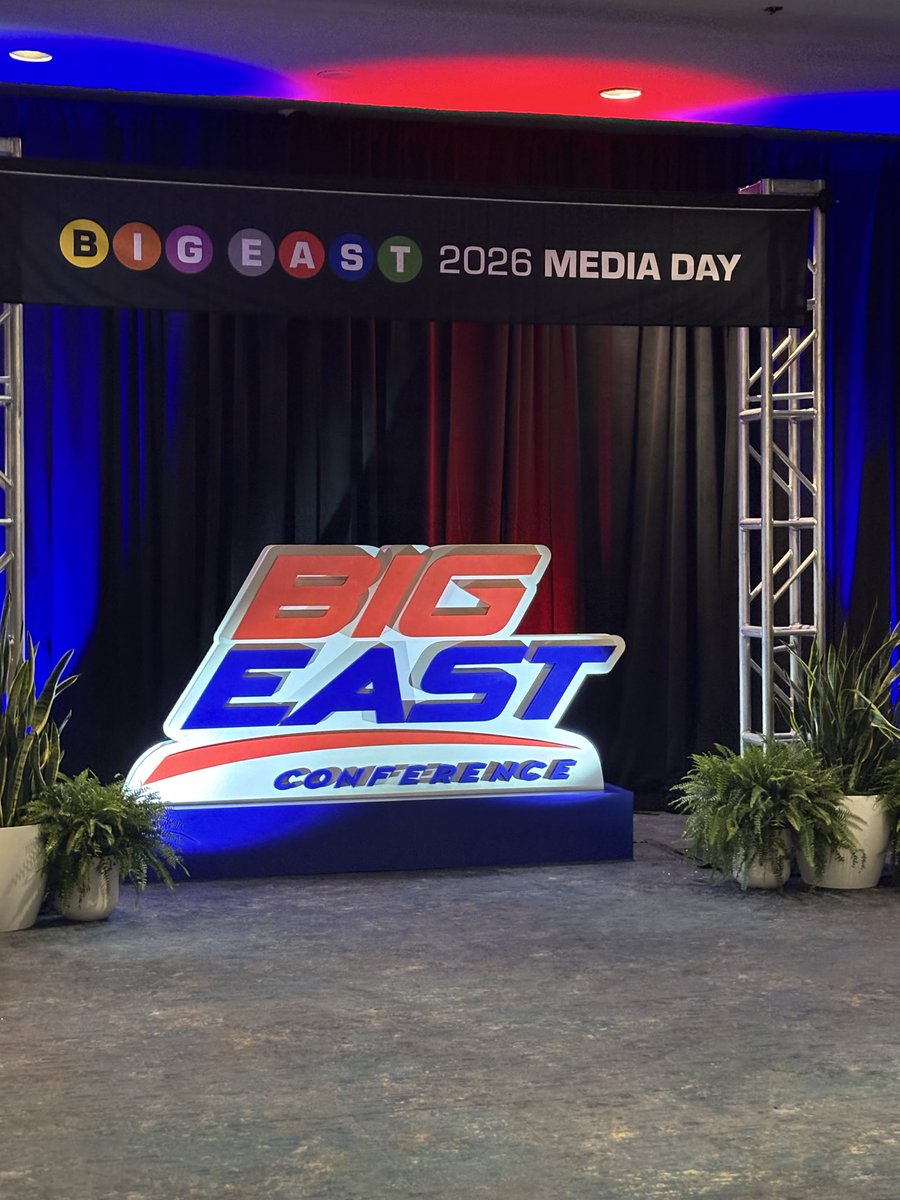 CoachMattMcCall's tweet photo. Let’s have a day! https://t.co/NMLLdU3Nrv