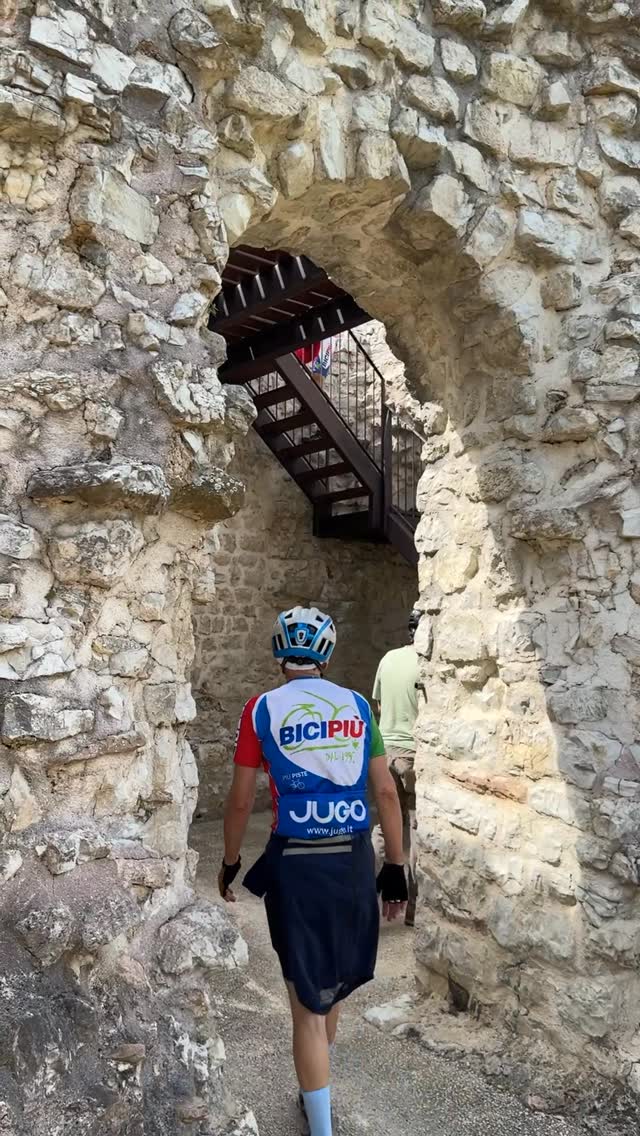 njd16's tweet photo. As part of the CABERNARDI SULFUR MINES project, CircoPlà and Biodiverso Serradeconti, with FIAB Vallesina, organized this wonderful cycling tour with lunch at the Cabernardi club and a visit to the mine. https://t.co/r8ghtncaX3