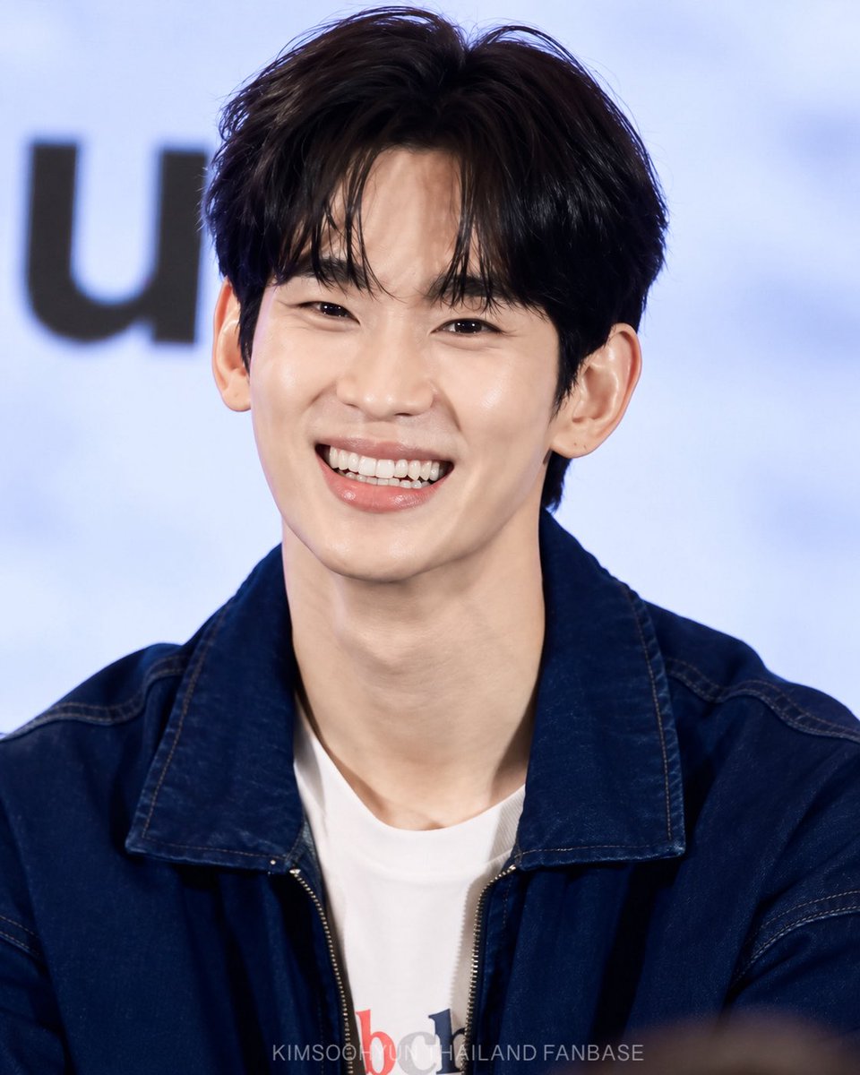 Kimsoohyun_TH's tweet photo. KIM Smile 😊 😁😄
@benchtm
#BENCHOurForeverWithYou
#BENCHxKimSooHyun
#KimSooHyunInManila
#คิมซูฮยอน https://t.co/IEjdNb3O6h