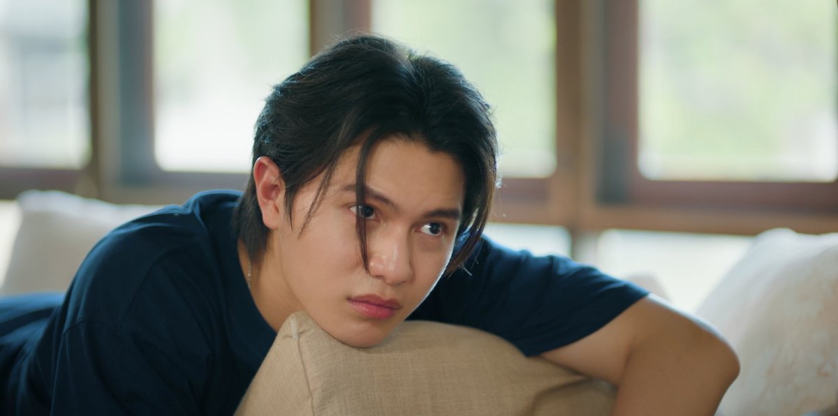 GMMTV's tweet photo. ดีนอย่าหงึ ลูกดีนลูก มันน่าแกล้ง มันมีคนอยากหยอกให้งอแง มันมีคนเอ็นดู 55555555555555555555555
#YouManiacSeriesEP6
@Williamjkp1 @EstRvp https://t.co/0gHrrwn18t