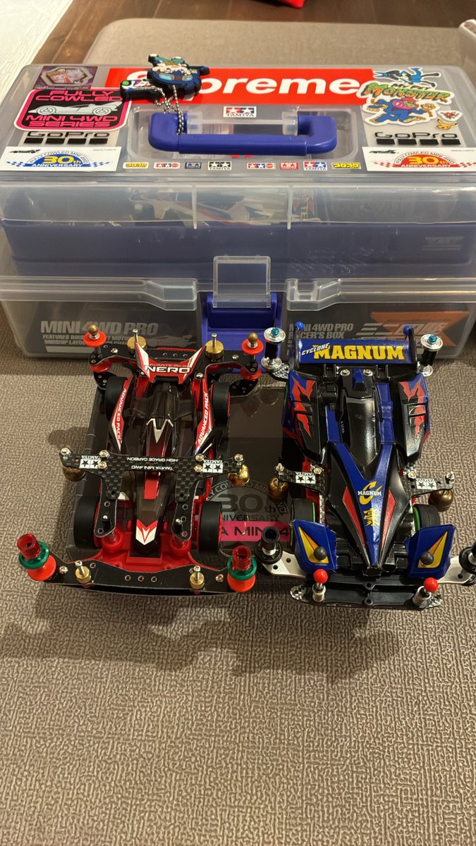bape_sounds's tweet photo. 今週土曜日はエースさんでステチャレ
日曜日はおおはら模型さんでステチャレ🏎️
息子はついに両軸デビュー！！
ちゃんと走ってくれるといいな https://t.co/RrBy1juhhB