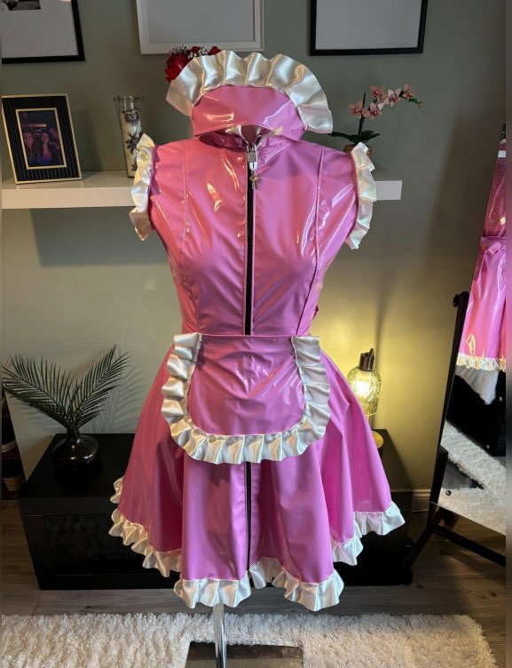 Missscarlet9941's tweet photo. Perfect outfit for a boy?😈

#sissy #sissyriding #dildo #dildoride #sissygirl #pinkskirt #femboy #crossdresser #sissyboy #sissyslut #tgirl #sissybimbo #sissyplay #analsissy #sissytraining #ridingdildo #miniskirt #sissycd https://t.co/XNckzu6tmn