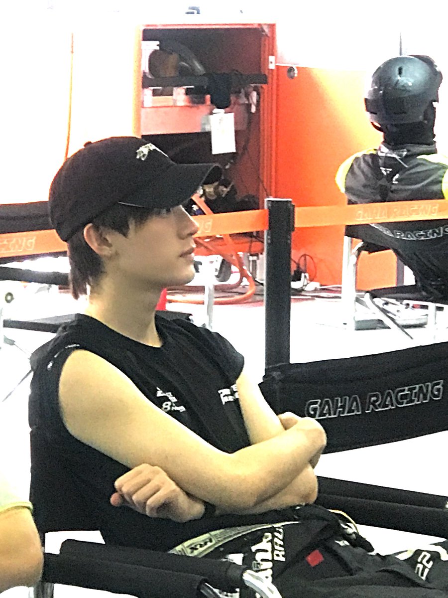 icyiranz's tweet photo. 261001 | #zhouyiran studio xhs update

“guys, come look at zhou yiran, dropping the full size pics here ! ”

#周翊然 https://t.co/osEdSC7SPf
