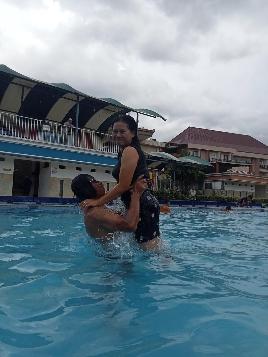 FathirYayan's tweet photo. Seandainya sekali kali ama auami di manjain gini mungkin aku gak nyari bahagia di luar https://t.co/jEZc0Yyl2K
