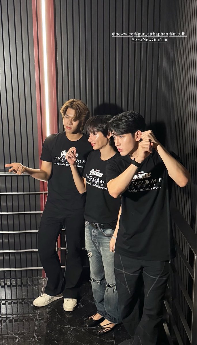 amw_Film's tweet photo. Avengers น้องกันกับพี่ๆ น้องกันทำท่าอะไรอะ ดีดนิ้วของธานอสปะ😎🫰🏻

GUN X AVENGERS ENDGAME

@AtthaphanP 
#SFxNewGunTui
#กันอรรถพันธ์ #GunAtthaphan https://t.co/4kduWDmkVa