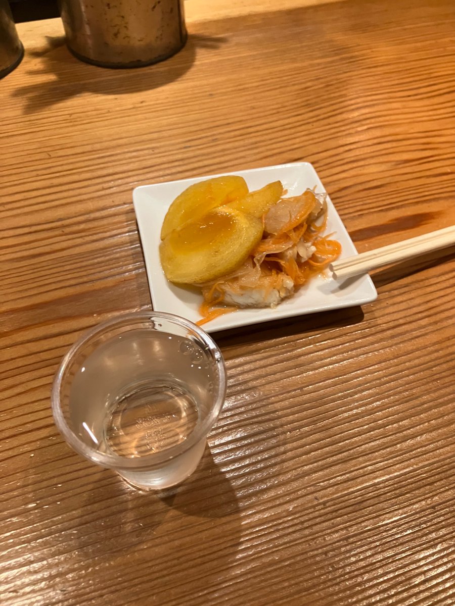 tetsu_yaaaaaaaa's tweet photo. 日本酒の日の宴の始まり https://t.co/EzWbaaKF3J