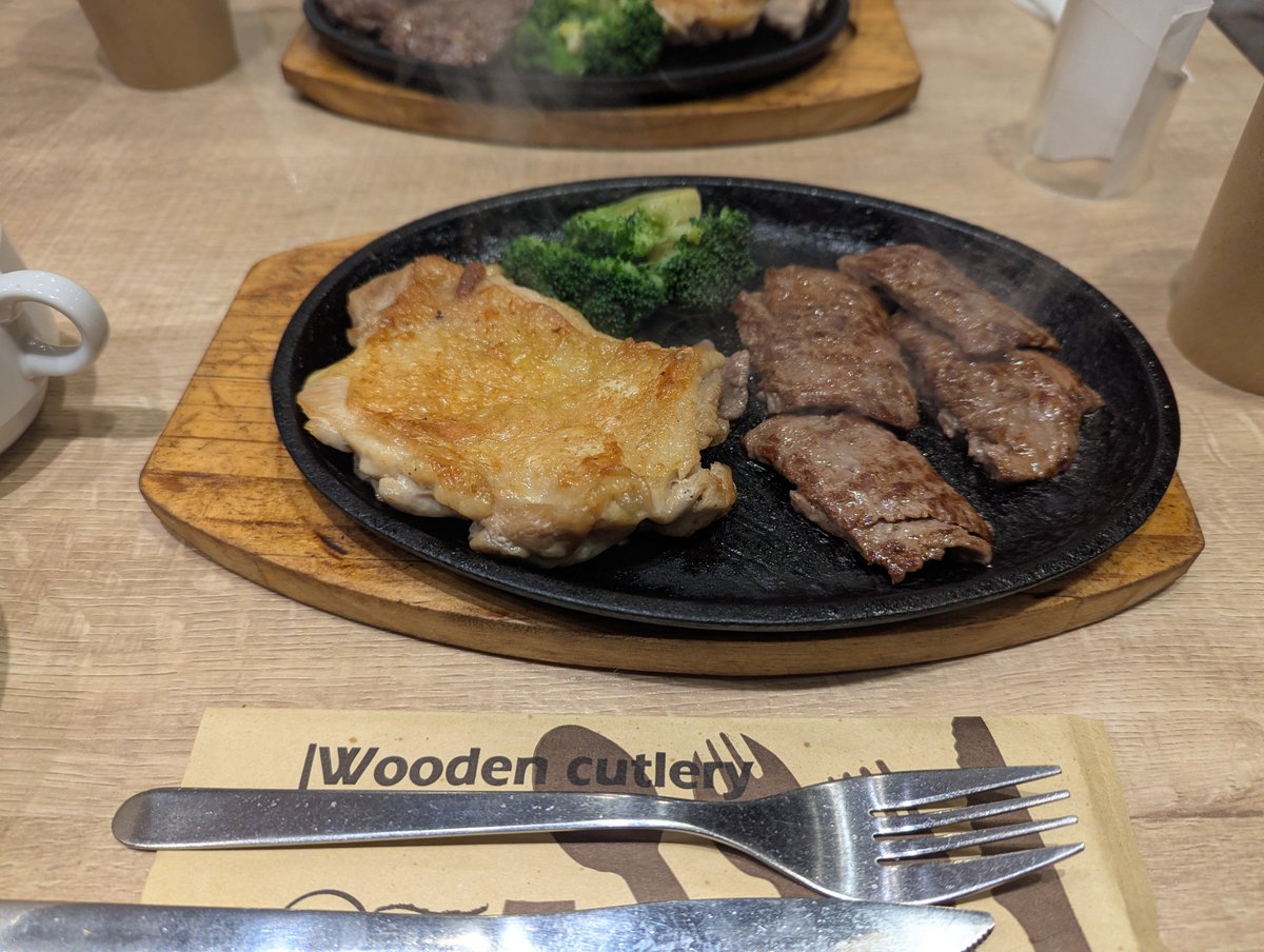 take_it_easy_GG's tweet photo. 久しぶりにガッツリ肉を食べた https://t.co/5G2taipEw3
