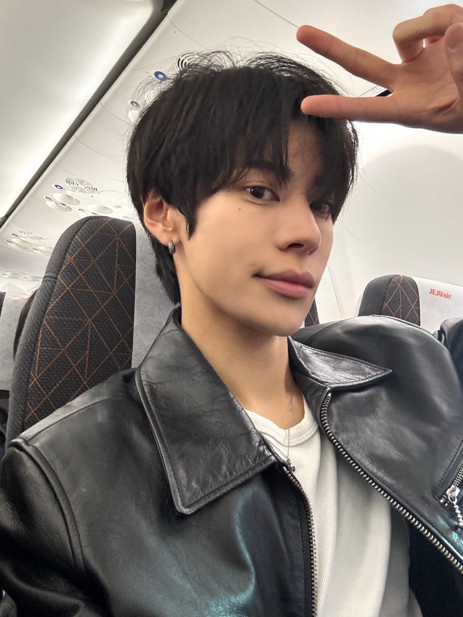 ovus_of_music's tweet photo. [❤️]
6일 동안 진짜 행복했었어!
앞으로 더 여러분들이랑 만날 수 있으면 좋겠다
사랑해🦊❤️보고 싶다

#OVUS #오버스
#KD #케이디 https://t.co/Zyh0hqDAmH