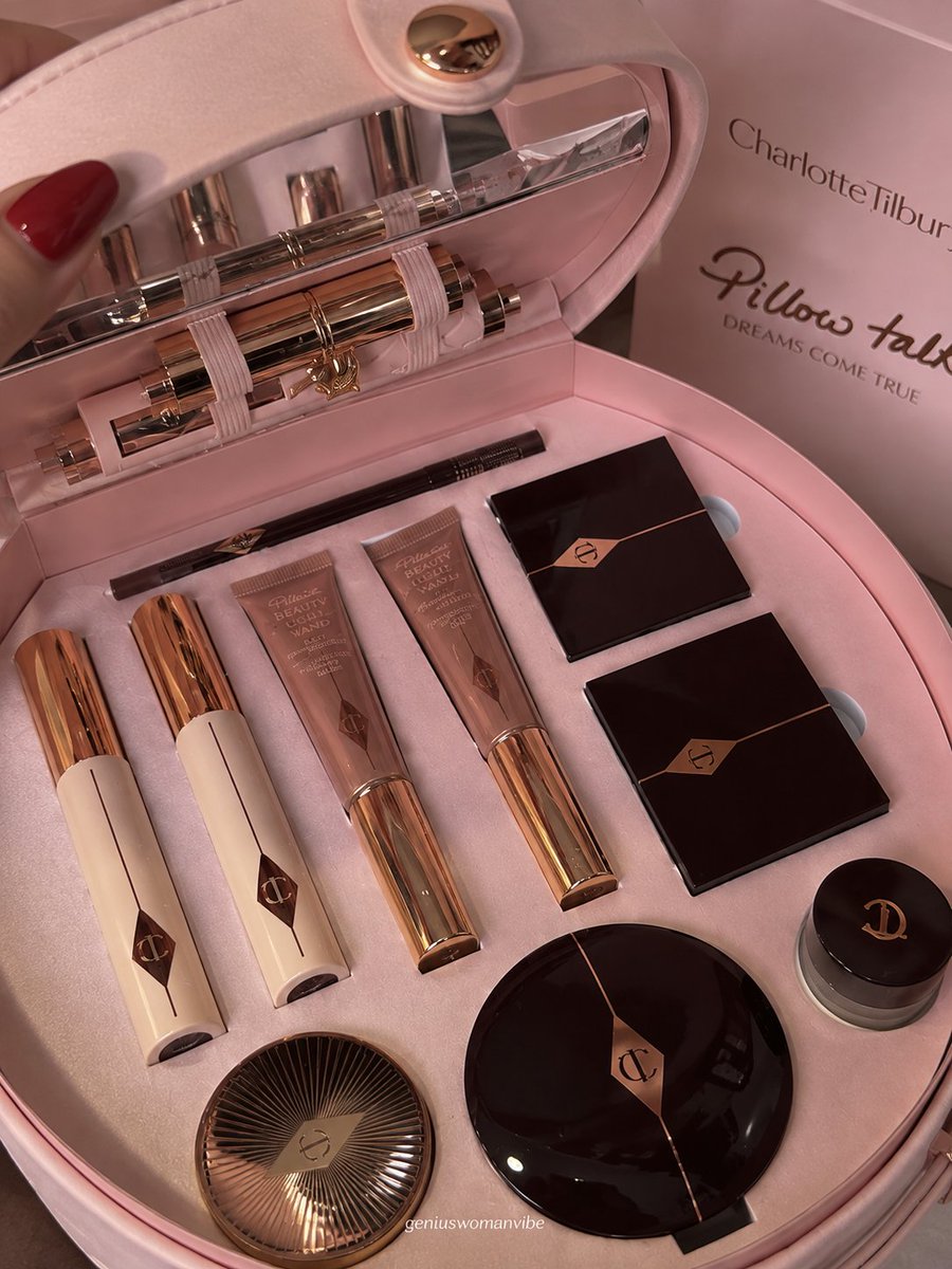 geniuswomanvibe's tweet photo. charlotte tilbury https://t.co/ydorb2dak8