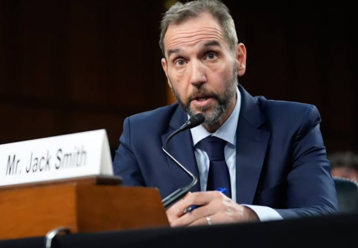 RealHickory's tweet photo. Today would be a great day to see Jack Smith, Nikki Floris and Chris Wray arrested for Sed and Treason. 

That would be an October Shocker! https://t.co/FnXEnUMWHX