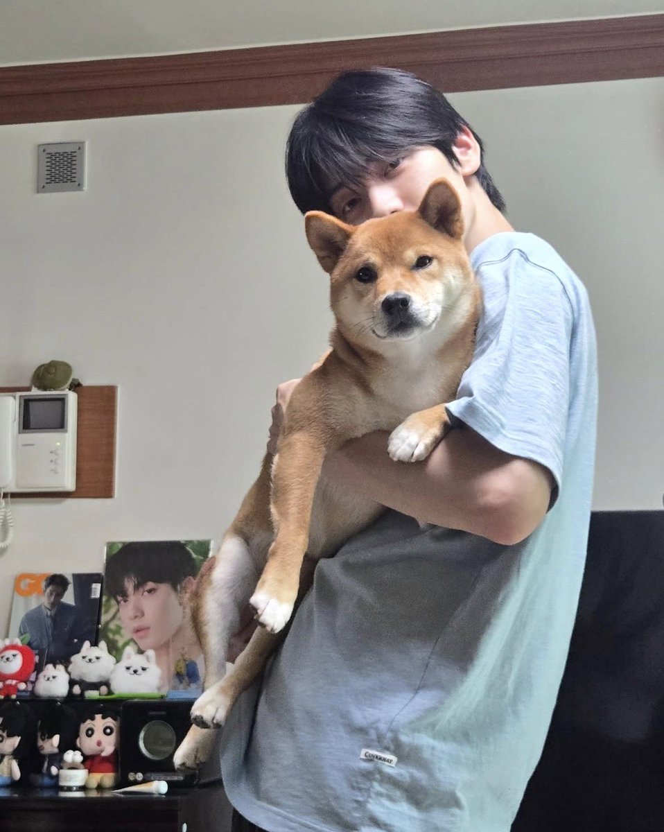 aljinaemaeum's tweet photo. the thought of soobin’s family having every single yongmeong ever released but also having a hwangchoon #watdatmean https://t.co/f1MBF6xB6m