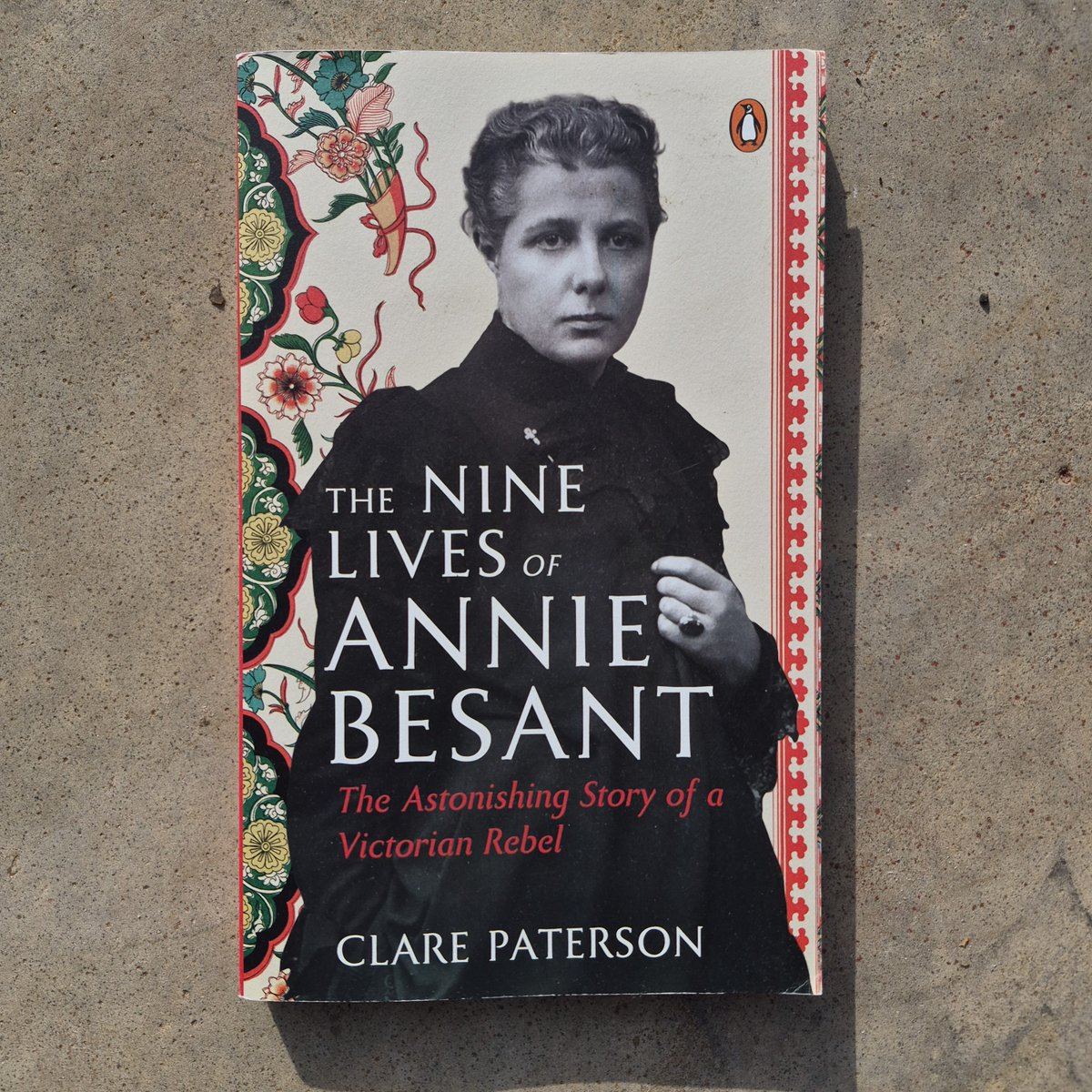 prasoon_sapra's tweet photo. Remembering the Western fighter, an #Irish lady who made #India her home and fought for India's freedom- Annie Besant ji, on her birth anniversary. To many Indians she was a heroine; to the colonial state, a dangerous agitator. 
Here's an insightful biography of #AnnieBesant 👇🏻 https://t.co/XuHPHKWcxr