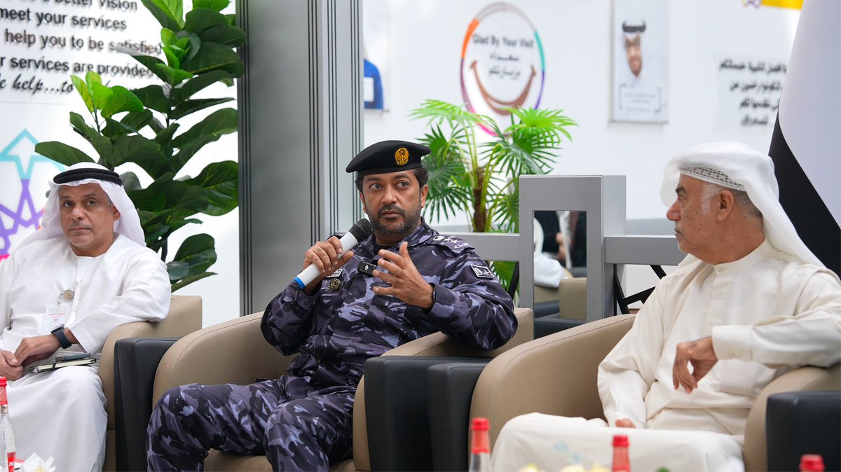 rakpoliceghq's tweet photo. مجالس المتعاملين بمركز خدمات مرور وترخيص رأس الخيمة تستهدف أصحاب الهمم وكبار المواطنين
 
للتفاصيل: https://t.co/WbTApTmAif https://t.co/att74nptnM