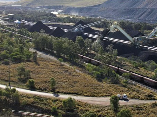 MiningDig's tweet photo. A major decision is now looming for Hunter Valley Operations (HVO)⛏️

After a six year approval process, New South Wales’ Independent Planning Commission has approved the HVO Continuation Project.

🔗 Read the full story: https://t.co/dRRylOToJr https://t.co/bDPmNPPg7Z