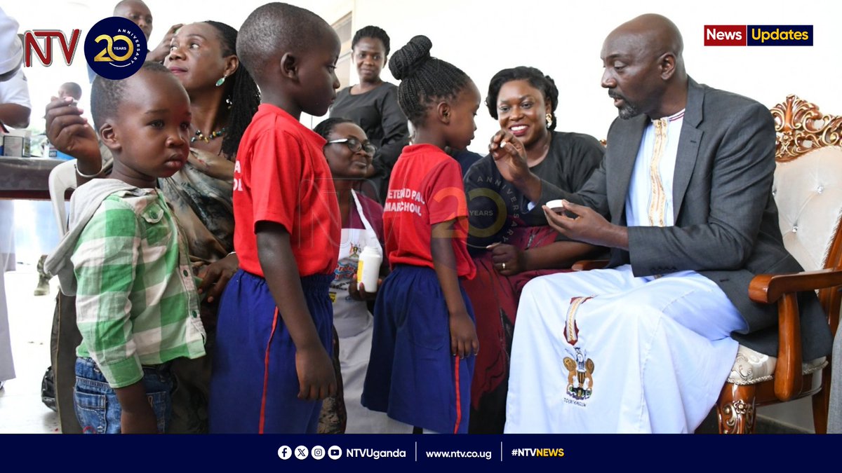 ntvuganda's tweet photo. UPDATE: Omukama Edward Rukidi Nyabongo I of the Tooro Kingdom launched the Measles-Rubella vaccination exercise on Thursday at Karuziika Palace in Fort Portal City.

The five-day exercise targets children aged 9 months to under 5 years. Nyabongo I urged parents to embrace the vaccination campaign and called on the media to publicize the exercise. #NTVNews 

📸 Alex Ashaba