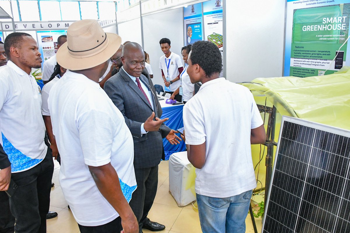 uonbibusiness's tweet photo. The University of Nairobi is renowned for its rich legacy of research and innovation, with some of its ground breaking innovations currently being showcased at the Nairobi International Trade Fair 2026. #WeareUoN #SiNUoN #NITF2026 https://t.co/29z5NHzzx1