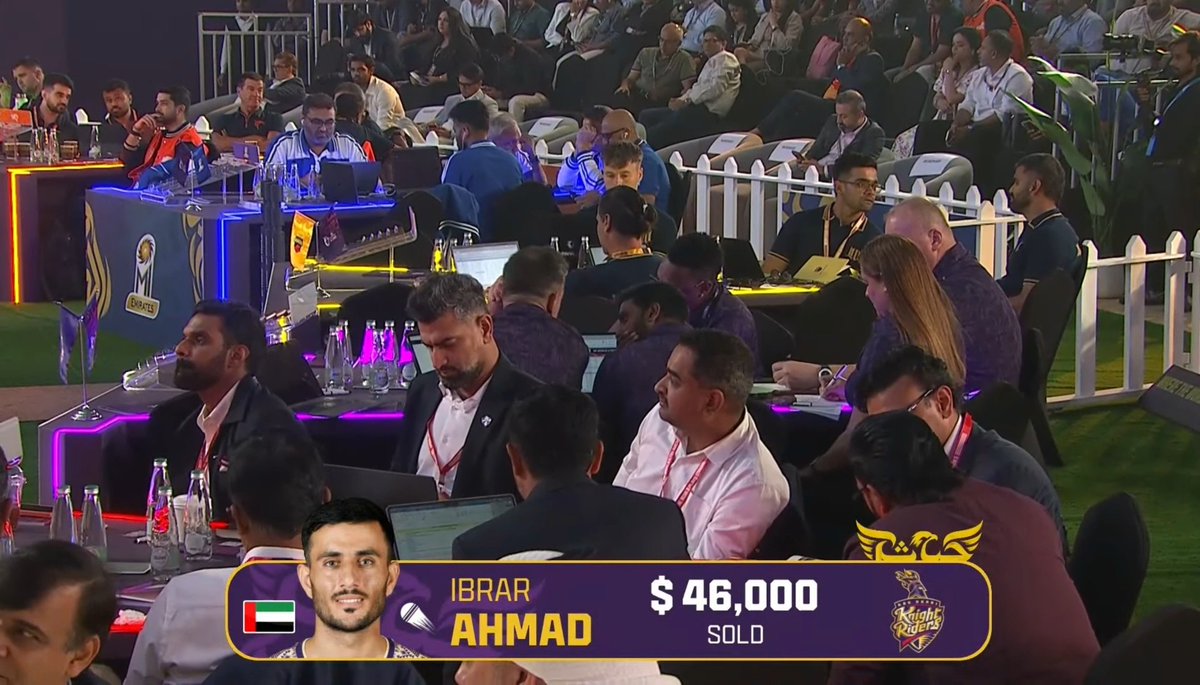 KnightClub_KKR's tweet photo. 𝑾𝒆𝒍𝒄𝒐𝒎𝒆 𝒂𝒈𝒂𝒊𝒏 𝑲𝒏𝒊𝒈𝒉𝒕 𝑭𝒂𝒎𝒊𝒍𝒚! 💜💛

Ibrar Ahmad in ADKR. 🔥 https://t.co/wDNdS6awx7