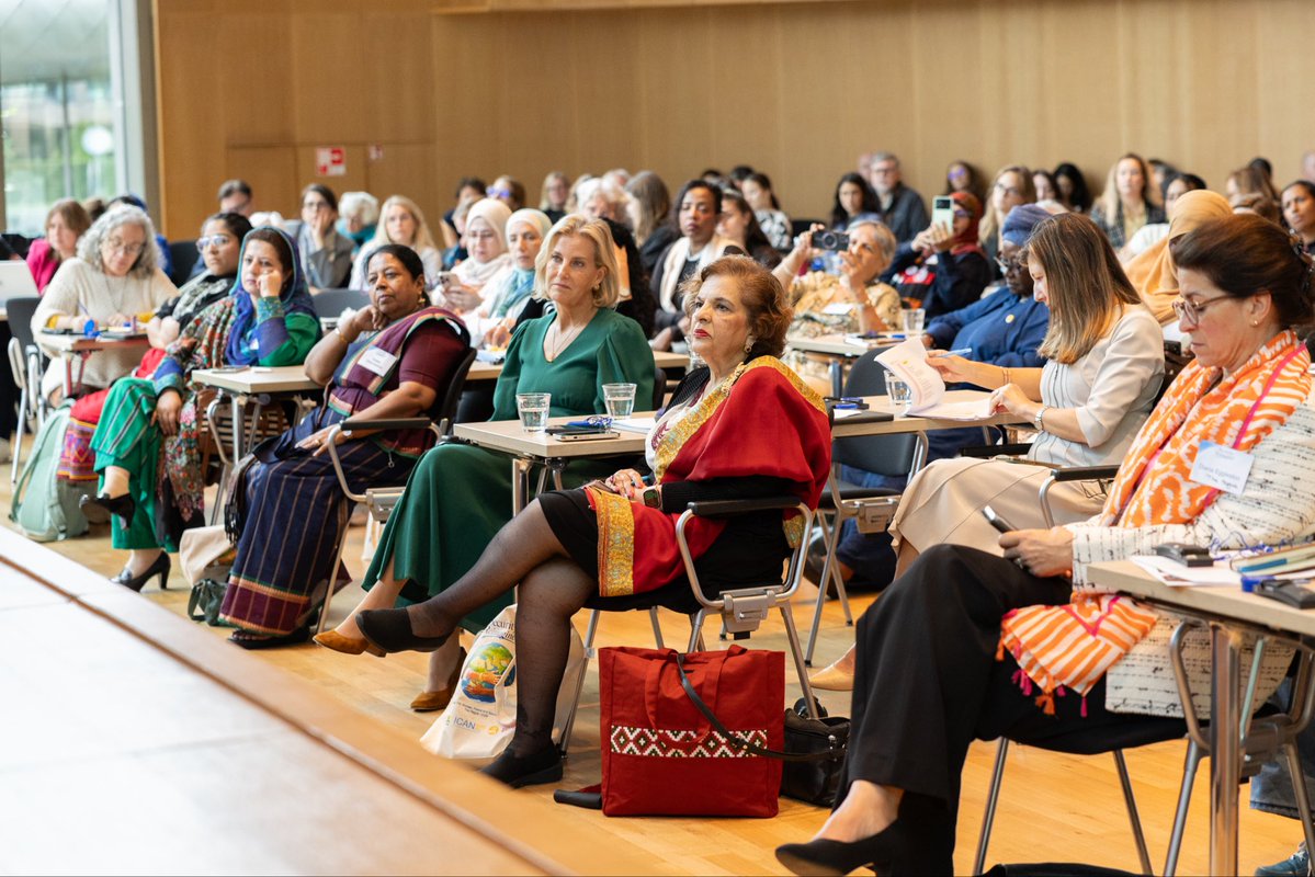 RoyalFamily's tweet photo. 🇳🇱 The Duchess of Edinburgh joined women peacebuilders at the Peace Palace in The Hague this week, for this year’s ICAN forum titled ‘Security Reimagined’.

Her Royal Highness met women peacebuilders from countries including Afghanistan, Syria and Uganda, working to advance peace and security in their communities and countries. 

The Duchess is a champion for the UN’s Women, Peace and Security agenda which emphasises the importance of women’s meaningful participation in peace processes, and raises awareness of the ongoing impact of conflict related sexual violence globally.