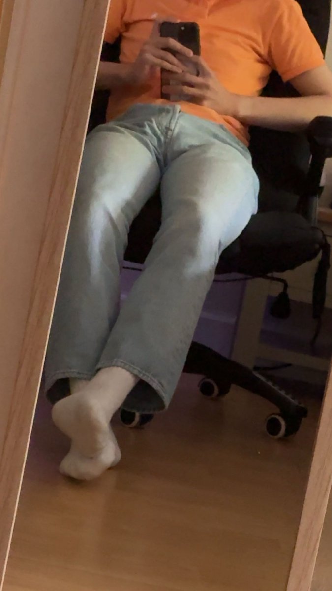 JustUsTwoTwinks's tweet photo. Wearing tight bright clothes so that my top never forgets where his slut is… 

#gay #chudai #slut #gaysex #feet #socks #underwear #teen #twink #yessir #cock #suckme https://t.co/9G3auwxoEq