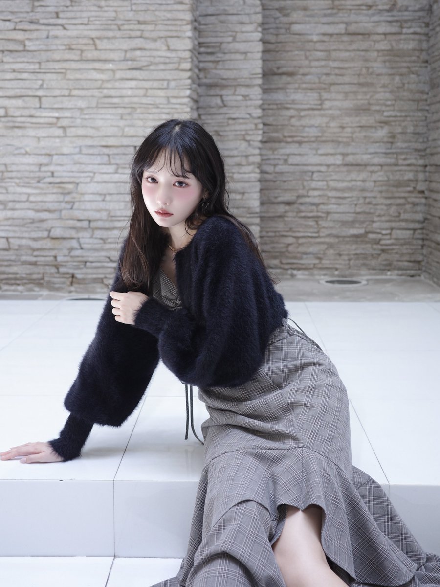 suzuki_hitomi_'s tweet photo. この度、rienda のモデルを
務めさせていただきました𓂃𓈒𓏸

「rienda 2026 10月LOOK vol.1」公開中💭
‣ https://t.co/ycF09Vr6Yz

冬の大人可愛いが詰まったお洋服…❤︎
ぜひチェックよろしくお願いします🐈ﾞ https://t.co/wxTQlOKGfh