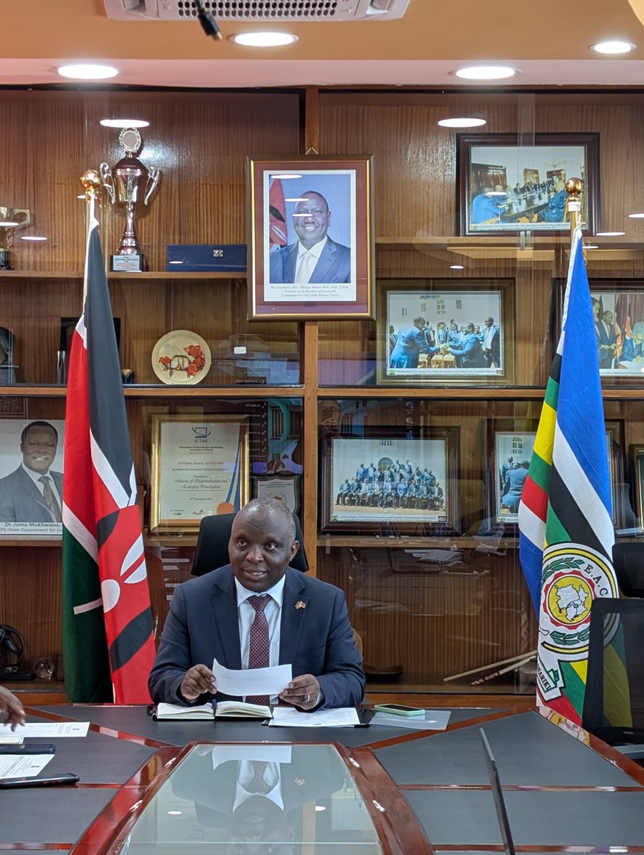 IndustryKE's tweet photo. State Departments for Industry, Industrialisation Secretary, Prof. Erastus Gatebe, today chaired a meeting of the ministerial committee on the Kenya Industrialisation Summit, to be held from the 2nd to 6th of November.

The Summit, said Prof. Gatebe, will be an inter-ministerial event where ministries involved will be showcasing their contribution towards the growth of industry.

These ministries, he noted, including Agriculture, Education, MSMES, Environment and Energy amongst others,will be involved in the summit, being key enablers in the growth of industry.