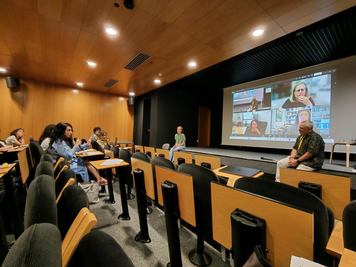 ICMCSIC's tweet photo. 💡¿Cómo transformar una idea en una propuesta competitiva?

🌊Gran éxito del taller para #EarlyCareerResearchers junto a @GeocienciasCSIC  @PolarCSIC sobre oportunidades de financiación, redacción de propuestas y retos de las 1ras etapas de la carrera.

Gracias por venir👏 https://t.co/eBSTfUSnlf