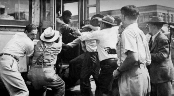 blackJournals01's tweet photo. In one night in 1919, a mob rounded up almost the entire Black population of a Kentucky town, about two hundred people — marched them to the railway station at gunpoint, and put them on a train out.

The town stayed almost entirely white for the next seventy years. Corbin, Kentucky.

The trigger was a rumour about an assault on a white railway worker. There had been no investigation.

Several hundred men went house to house through the night. People were pulled out of bed. They were given minutes. Possessions, homes, businesses, tools — all left where they stood.

They were held at the depot and loaded onto a train in the morning.

Historians call them expulsions, or racial cleansings. It is one of the main ways sundown towns were created — not by signs, but by a single night.

They were given minutes to leave the only homes they had ever known. Corbin is the kind of history our book was created to uncover—when an entire Black community was driven out, and the world moved on as if nothing happened https://t.co/V6OJtayKnF