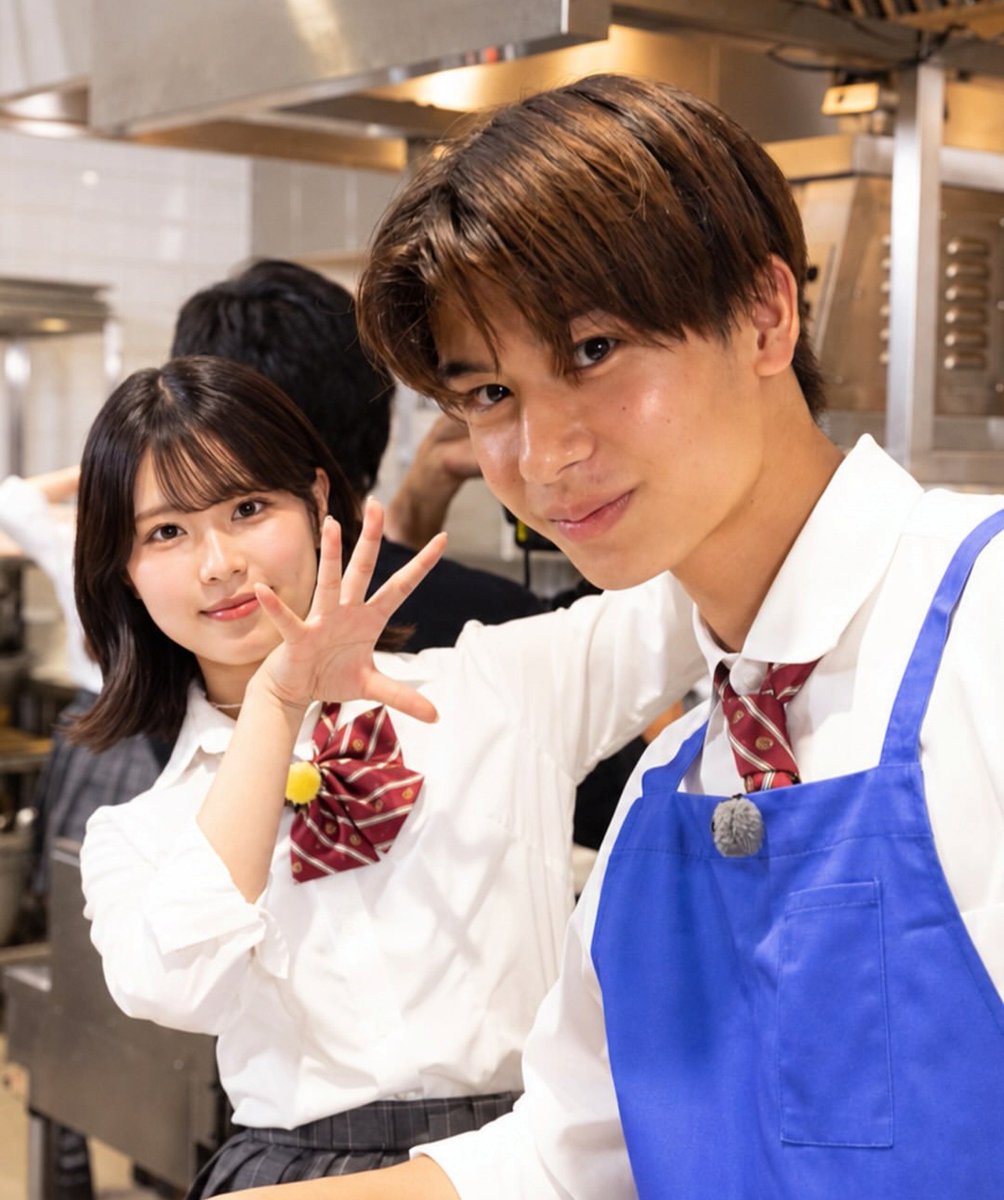 non_oO_'s tweet photo. すーちゃんの笑った時のえくぼかわいいはるかにパワー(？)送ってるすーちゃんかわいい🥹💘
 #すーはる https://t.co/kcChkDknw6