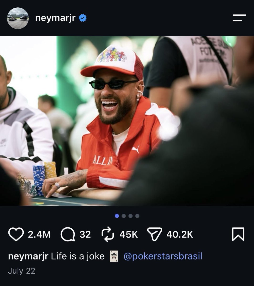 eazythestar's tweet photo. the black community taking reggie’s story and making it about “gay shit” instead of the fact that he was sexually abused https://t.co/ctt4SFcHAv