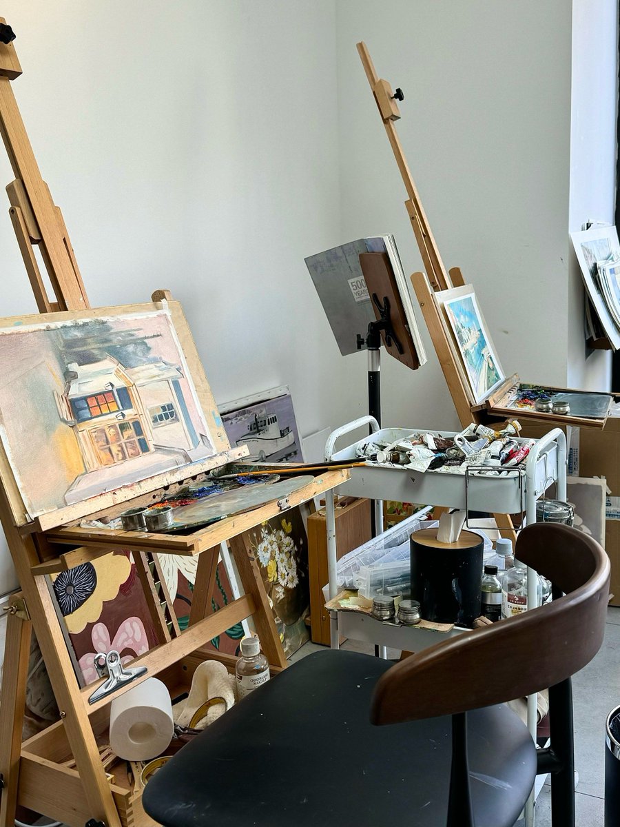 OakVoyagerju1o's tweet photo. [Step into a cozy pop-up art workshop today! Dive into watercolor blending, meet fellow art lovers, and take home your own dreamy landscape piece—no experience needed! ]， https://t.co/RdoJpzTeck