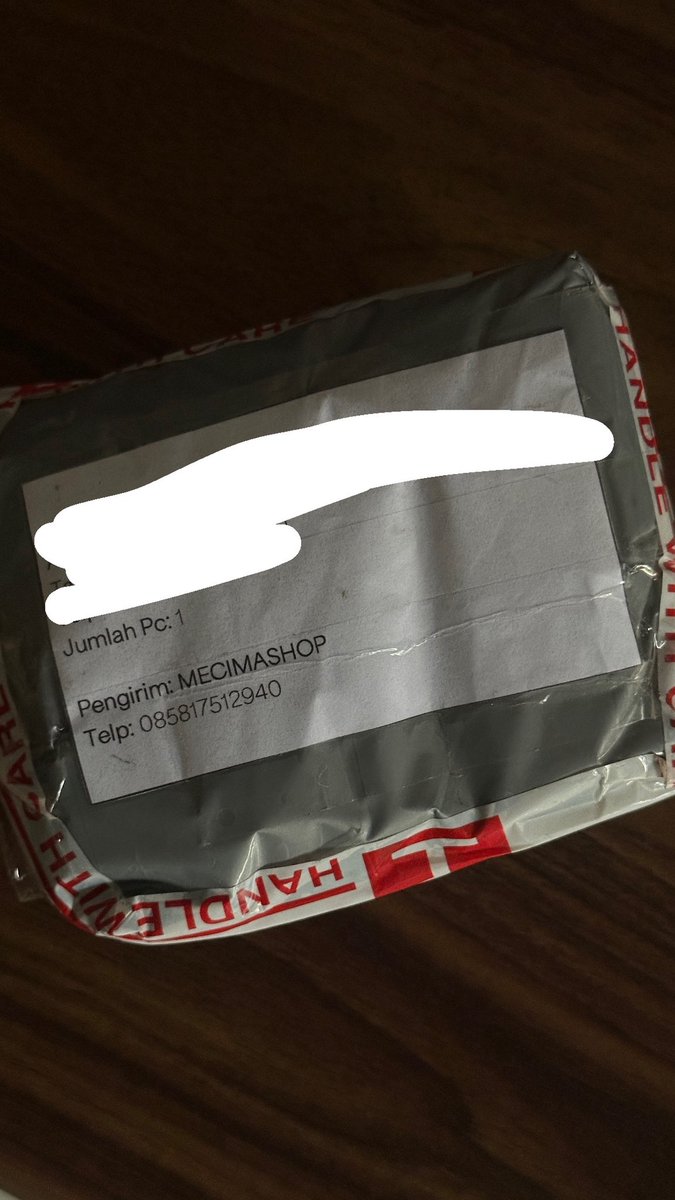sungcheorry's tweet photo. To this😊😊😊😊

Makasih ya 2 tahunnya dikasih pc 1 biji dgn packing yg amburadulzzz @mecimapro @mecima_shop https://t.co/9wfMTDpogP