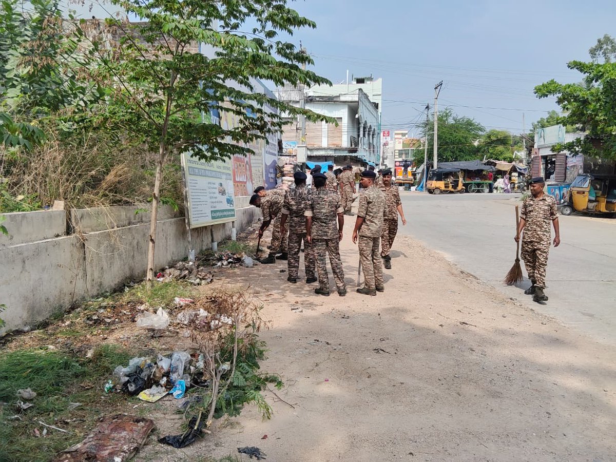CiatCtr85137's tweet photo. swachhata Hi seva campaign-2026 has been conducted at CIATS Kalikiri on 01/10/2026
#SHS2026 #SwachhaHiSeva2026 https://t.co/LVOZOBTaig