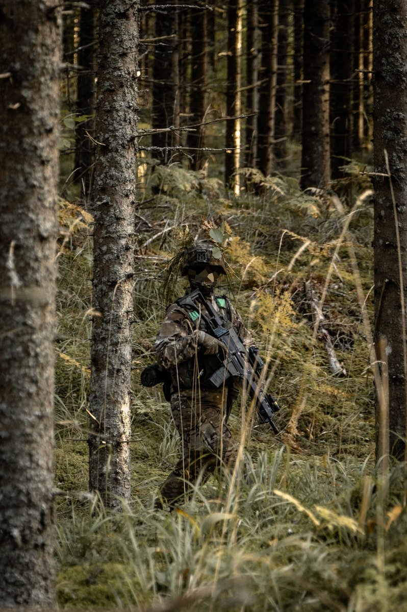 Kaitsevagi's tweet photo. 🇪🇪 In September, the Special Operations Command conducted a large-scale reservist training exercise. 

ESTSOF refreshed tactical skills, strengthened unit cooperation and readiness across a range of operational scenarios.

📸 Sgt. Uku Toosens

#Estonia #EDF #ESTSOF #sof https://t.co/ufo6VBv9zA