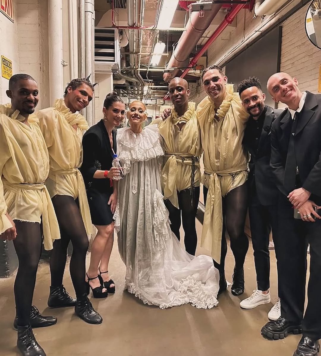 TeamArianaBE's tweet photo. #PHOTOS: Nouvelle photo d’Ariana en coulisses lors de la performance au Met Gala 2024. https://t.co/Lapn7wj5es