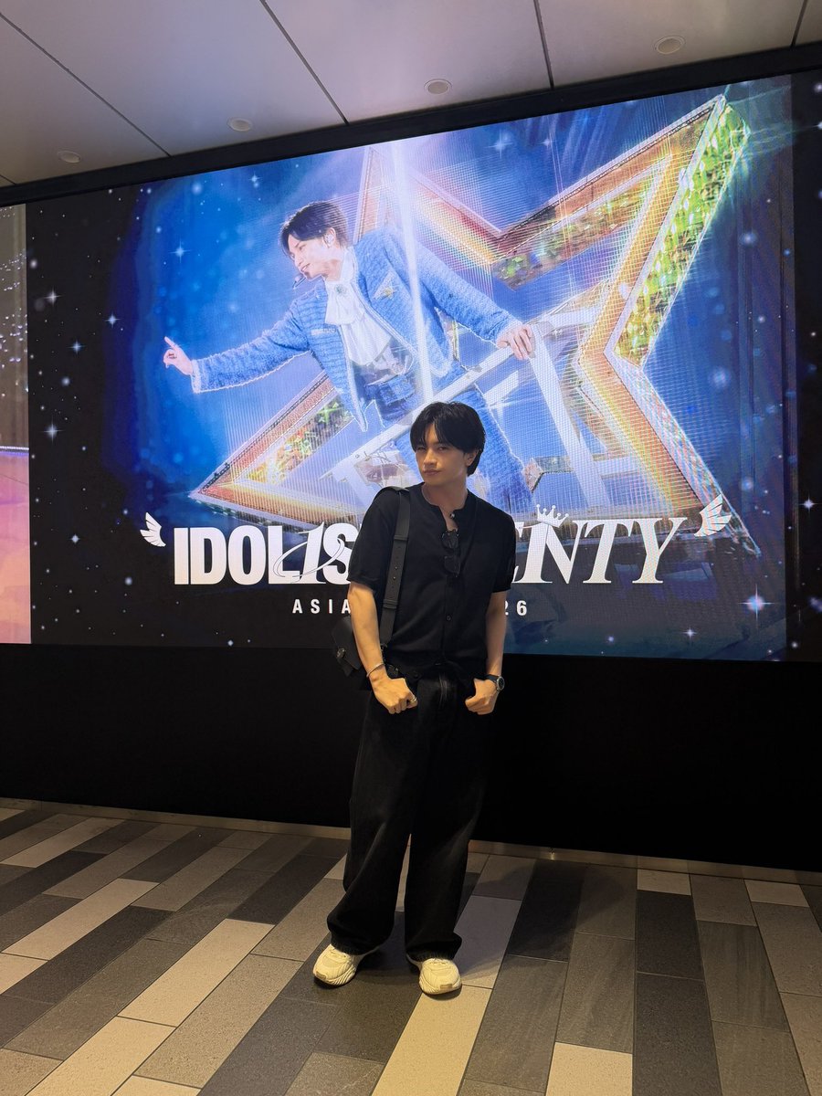 KENTO_Team_N's tweet photo. 今週末はソウル公演！
いよいよASIA TOURファイナル！

渋谷駅、記念に遊びに行った✨みんなお楽しみに！

映画館LV先着チケットは、本日23時まで！

by 本人

#LIVE生配信
#ケンティーライブを映画館で https://t.co/nfqIAFHS5f