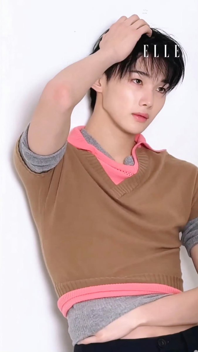 joversclub's tweet photo. 안녕하세요 르네🫰 오늘 18시 ViVi 국보급 이케멘 랭킹 2026년 하반기 투표가 시작되었는데요. 간단한 투표 가이드 함께 알려드리려고 해요🙇‍♀️

#ViVi国宝級イケメンランキング

상반기 투표에서도 말씀드렸듯이, 죠는 올해가 마지막으로 NEXT 부문에 도전할 수 있는 해입니다. 따라서 투표는 꼭 >>NEXT<< 부문에 해주셔야 해요!!

🔗 https://t.co/SwGoCFkirp
위 링크 접속 후

✅ 연령
✅ 거주지역 (저는 보통 도쿄로 작성합니다.)
✅ JO (&TEAM)
(그룹명도 괄호 안에 함께 적어주세요.)
✅ 좋아하는 이유

이렇게 작성한 후 제출 부탁드립니다🙇‍♀️

이 이외에도 해외 사용자를 위한 폼에서도 중복 투표가 가능합니다.

🔗 https://t.co/T7OciPOBl4

위 링크 접속 후
✅ JO (&TEAM)
(그룹명도 괄호 안에 함께 적어주세요!)
✅ 좋아하는 이유

이렇게 작성해주시면 됩니다. (해외 폼은 연령과 거주지역을 수집하지 않습니다.)

사이트 회원가입 시 한 표를 더 행사할 수 있는 것 같아요. 저도 투표 전략팀에서 연락을 받고 작성하는 트윗이라 정확하지 않은 정보가 있을 수 있습니다ㅠ_ㅠ 정정이 필요한 부분은 언제든 인용으로 알려주시면 감사하겠습니다!