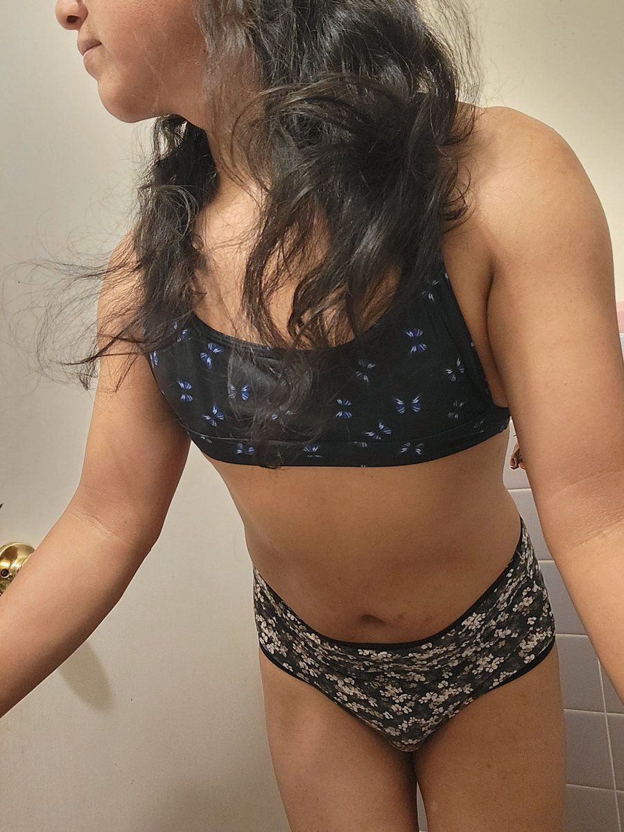 MichaelaMe90's tweet photo. https://t.co/hswIFGKmSI