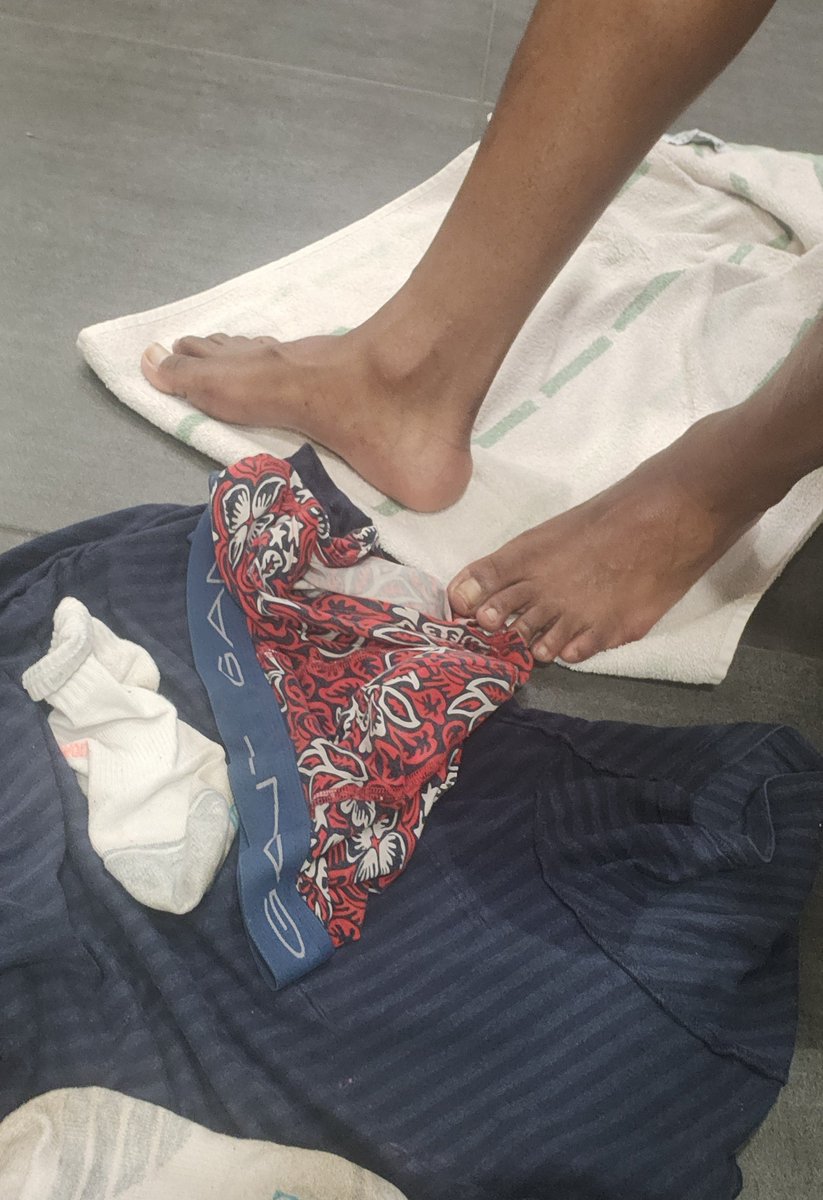 Commanderivory's tweet photo. Eat my socks slave!
#findom #bnwo #keyholder #feetfetısh #dirtysocks #feetworship #feetpics #feetcontent #blacked #chastity #cuckold #paypig https://t.co/Eh396nTRP2