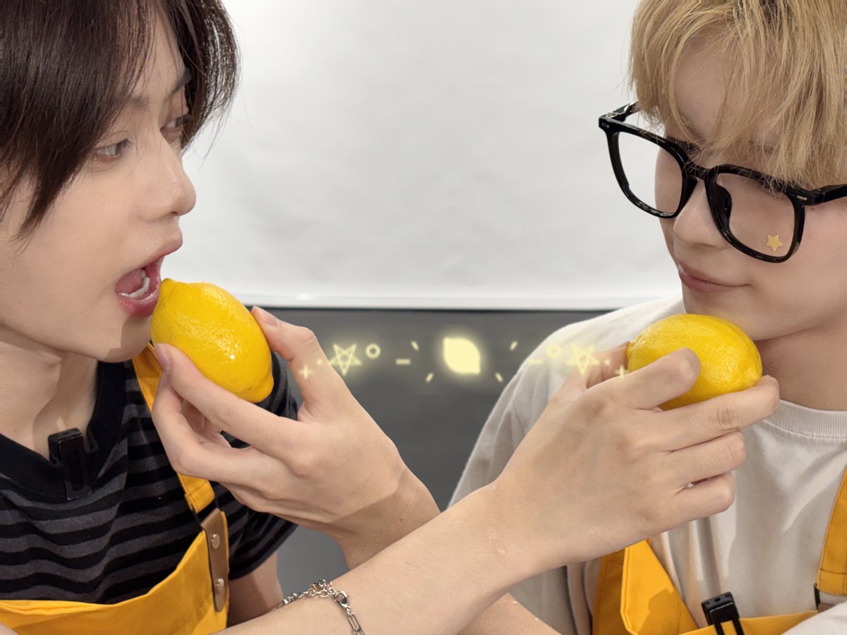 VAYONN_inkode's tweet photo. [#VAYONN]

🍋🍋

#SEN #AYANG
#VAYONN #베이온 https://t.co/AHsNA633UG