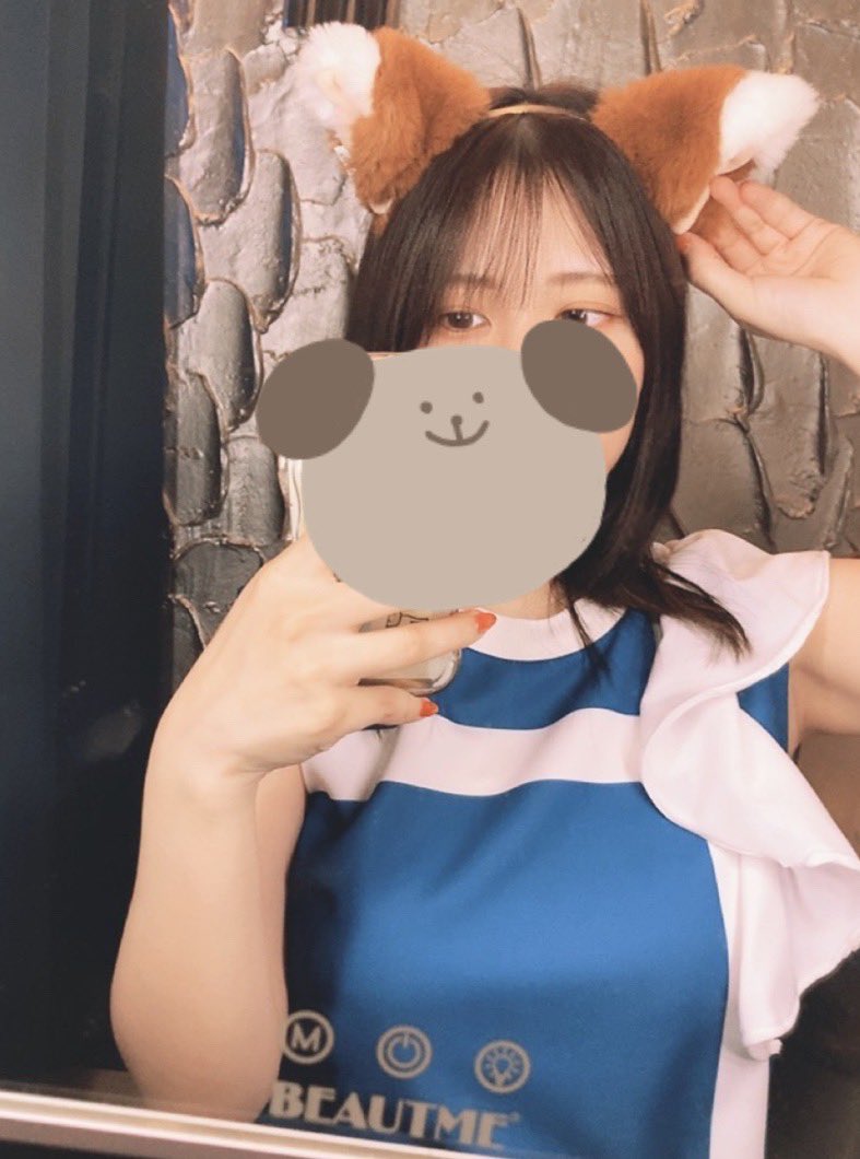 riririririri030's tweet photo. 今日から復活！復活祭と称していっぱい一緒に歌ったり飲んだりしましょう🍻
まずは野球からなのでこれ着てます⚾️🦊 https://t.co/hn8TuYZOrZ