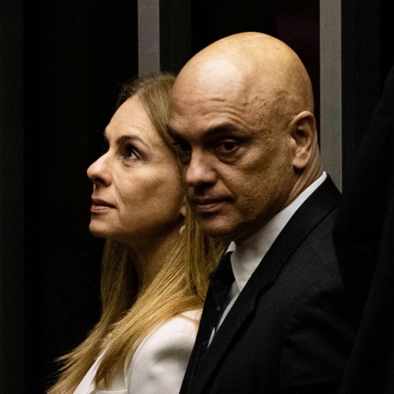 GTNewsOFICIAL's tweet photo. 🚨URGENTE - Mulher de Moraes cancelou voo em jato de Vorcaro após prisão do banqueiro, diz O Globo https://t.co/f7wZAD288P