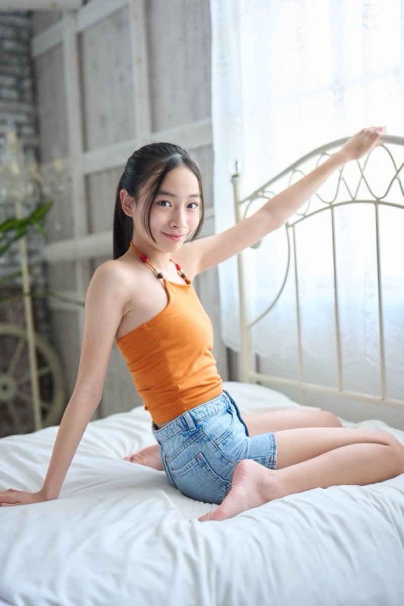 dp4eb9's tweet photo. #思わず我慢できなくなっちゃうロリ4枚貼る 
s〜cの細いのに女性ホルモンむんむんな感じだいすき💕💕
おかずだらけで最高のタグすぎる💕💕 https://t.co/D5Hvoyof4n