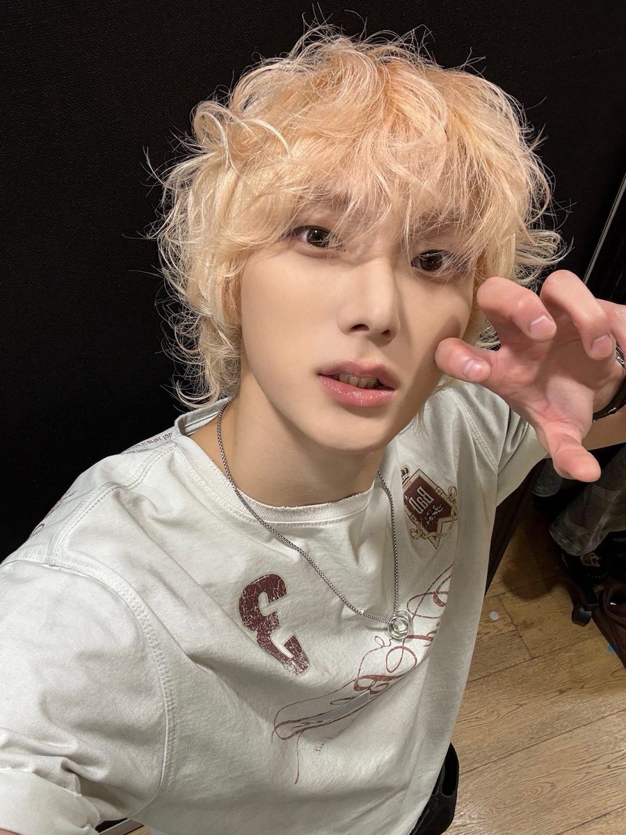 ysxnh0's tweet photo. 볶머성호ㅁㅊ ㅠㅠㅠ 
이쁘니사진남겨줘서고마버 ♡ https://t.co/qb4cYobY3P