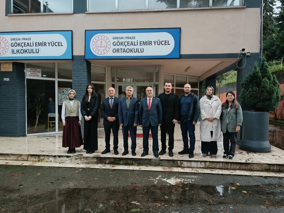 pirazizmem's tweet photo. İlçemiz Millî Eğitim Müdürü Yunus AYDIN, Millî Eğitim Bakanlığınca gerçekleştirilen rotasyon kapsamında Tirebolu İlçe Millî Eğitim Müdürlüğüne atanmasının ardından ilçemizdeki okullara veda ziyaretleri devam etti. Ziyaretlere İlçe Milli Eğitim Şube Müdürü Bülent YILMAZeşlik etti https://t.co/aMrVcdfpsi